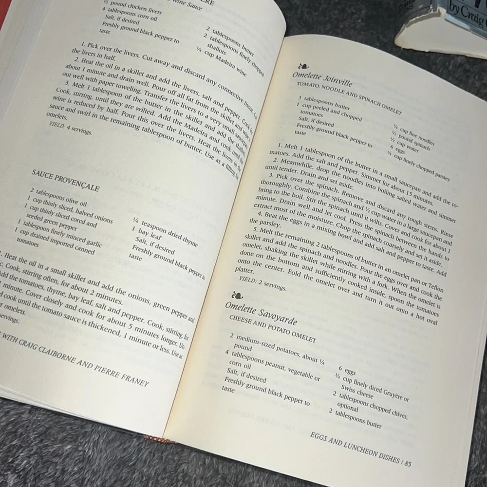 COOKING WITH CRAIG CLAIBORNE AND PIERRE FRANEY HARDCOVER COOKBOOK FRENCH FOODS